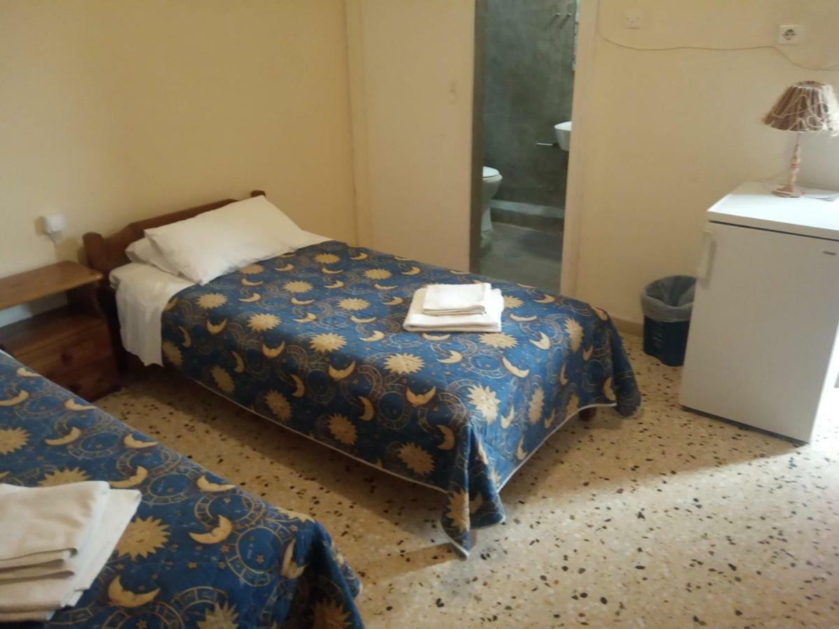 Captain'S Rooms Aegina Exterior photo